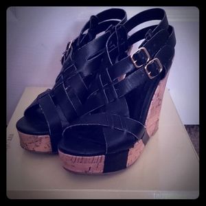 Black wedge